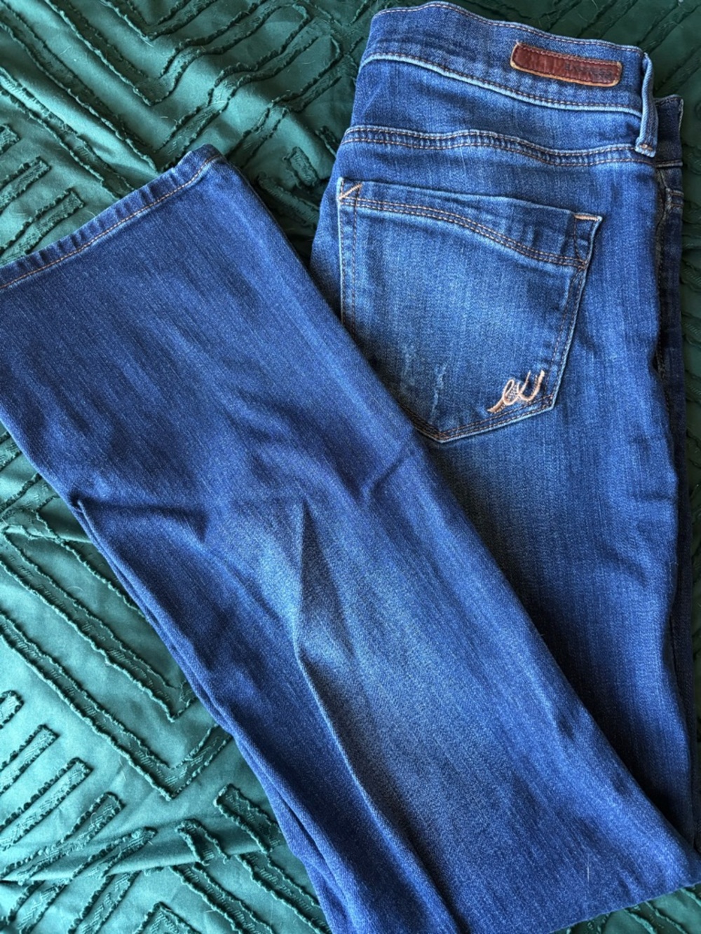 Express Blue Mid-Rise Bootcut Jean. Jean sale! - Picture 3 of 4